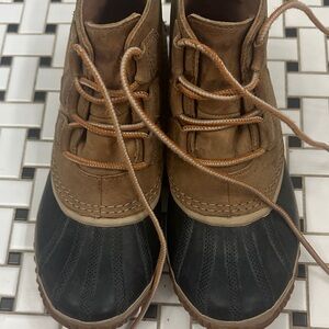 Sorel Women's Brown and Black Winter Boots